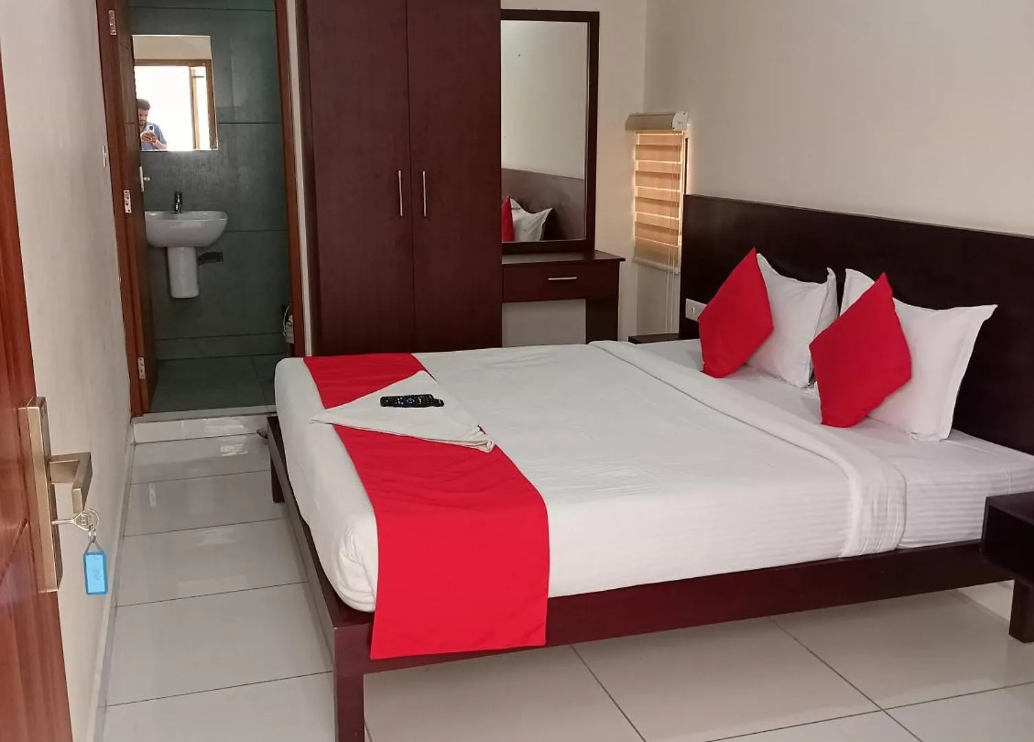 فندق-كبسولة Grace Tourist Home Kochi