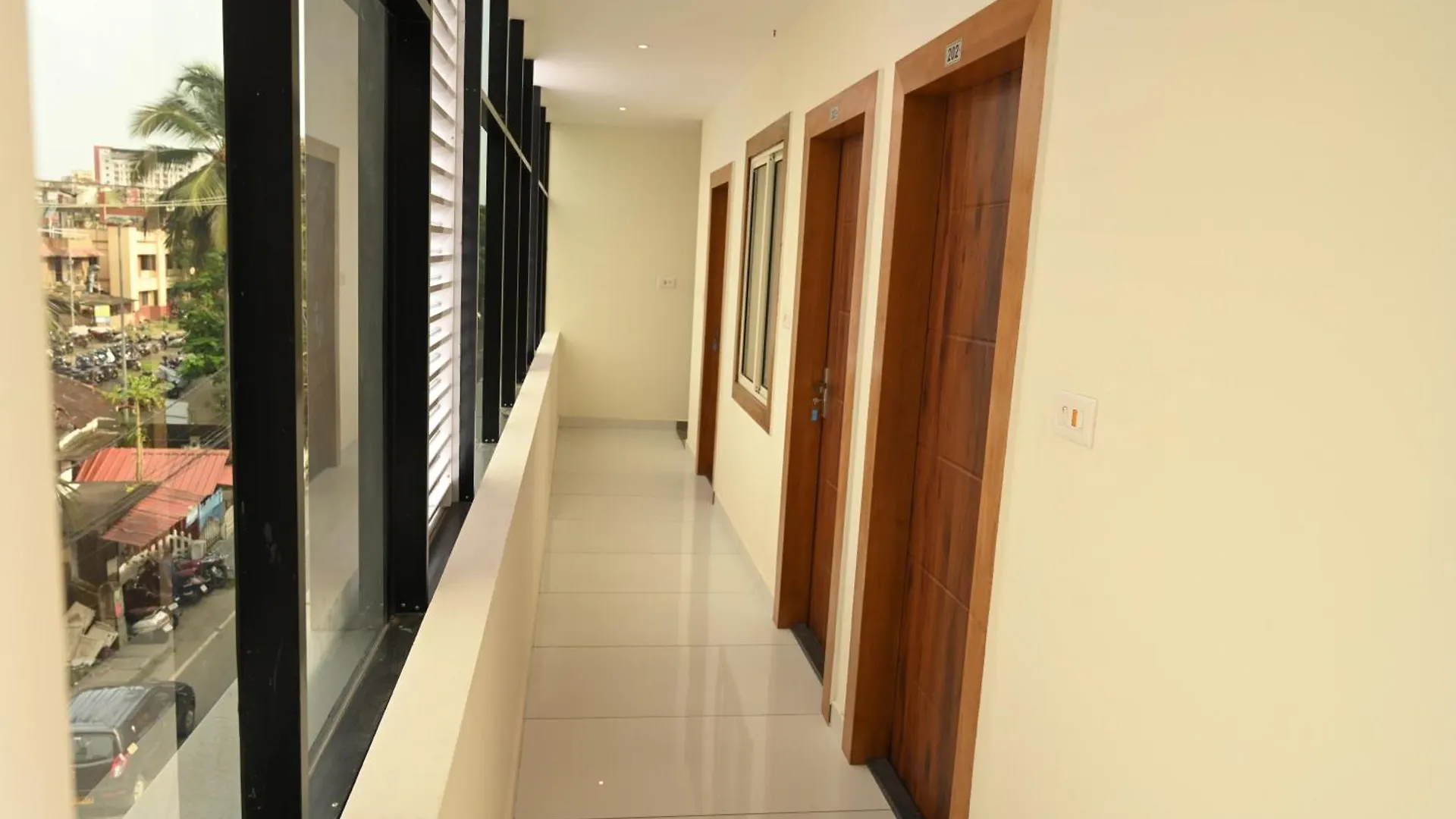 Grace Tourist Home Kochi 0*,