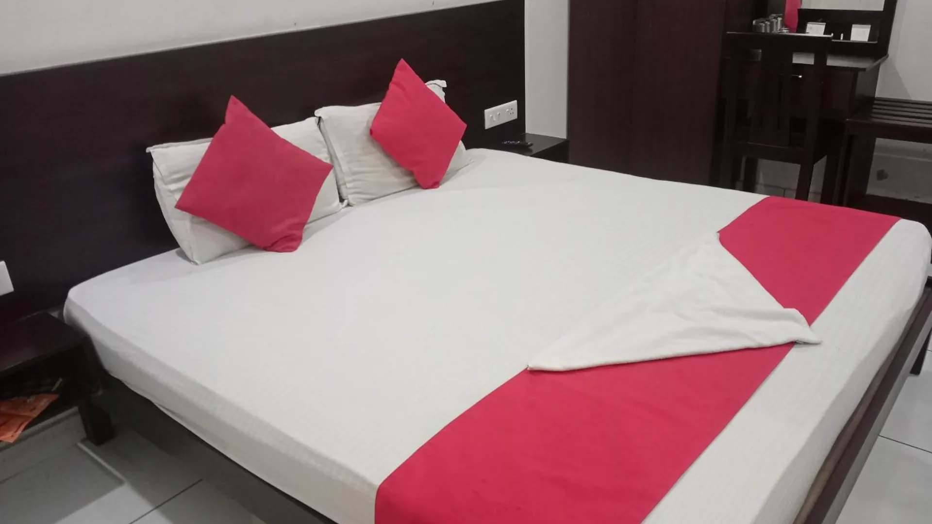 캡슐호텔 Grace Tourist Home Kochi
